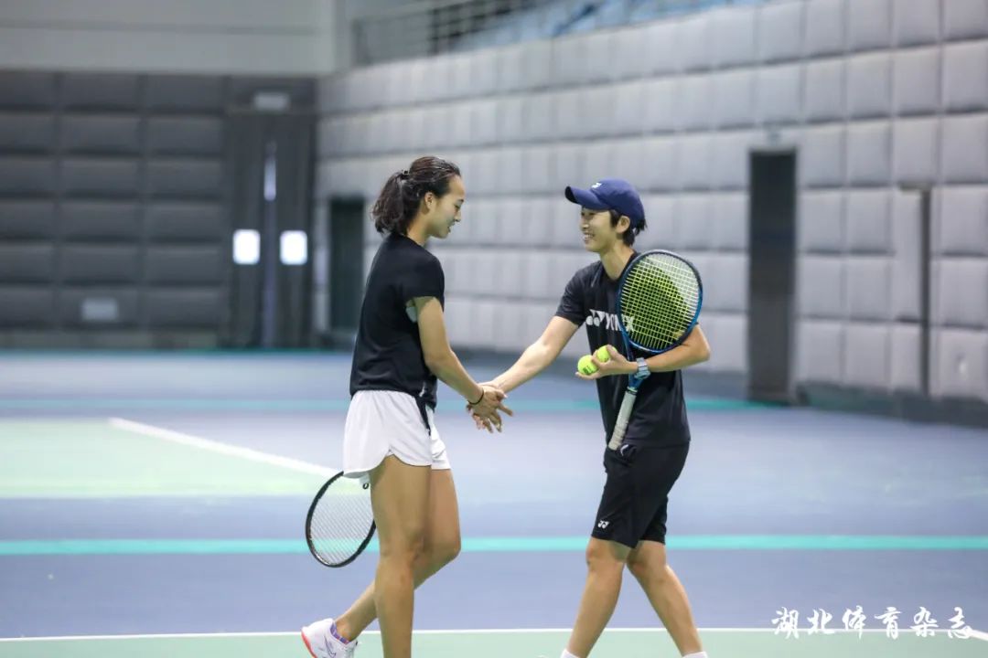 洛蒂采取了 洛蒂采取了